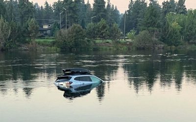 Bend Police Fish Out a Subaru After It Tried to Go River Rafting Without a Paddle