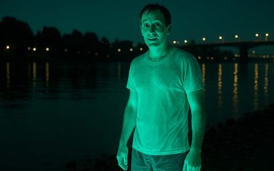 Local Man Now Glows in the Dark Like a Human Glow Stick After Swim in Willamette River