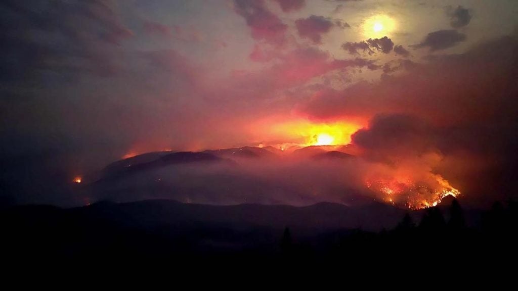 Emigrant Fire in Oregon
