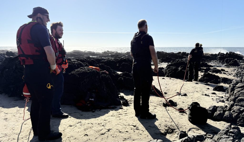 oregon coast drowing, yachats oregon, 
cape perpetua, thor's well, fatality, seal rock fire department