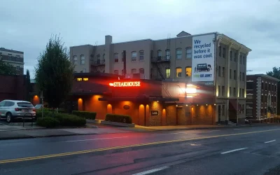 The Oregon Steakhouse That Could Rival Anything In Texas