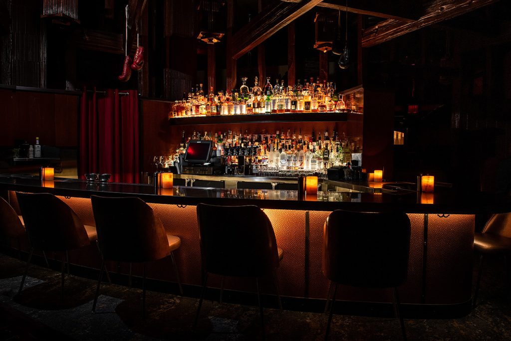 The bar at RingSide Steakhouse.