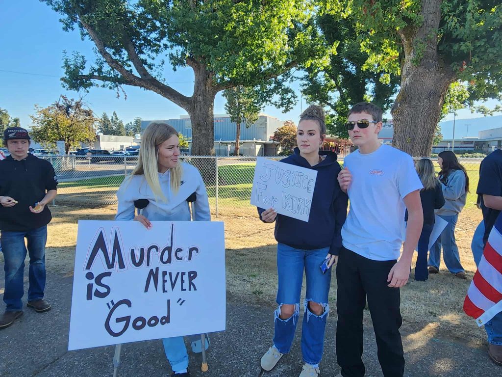Students protest outside Thurston High School — September 17, 2025. Image by That Oregon Life.