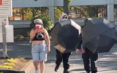 Eugene Federal Building Hosts Fall’s Most Exclusive Umbrella Fashion Week