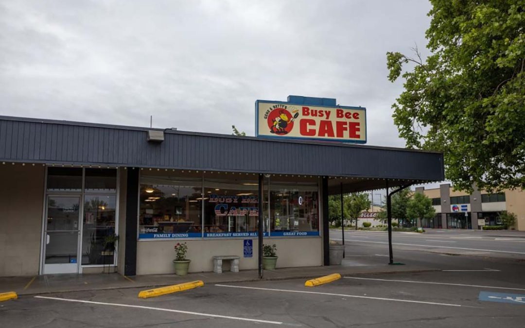 Step Back In Time At The Busy Bee Café, A Retro Oregon Diner Still Serving Heaping Plates