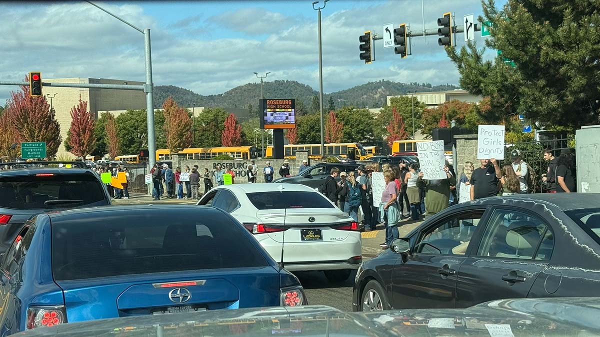 Roseburg High School Walkout