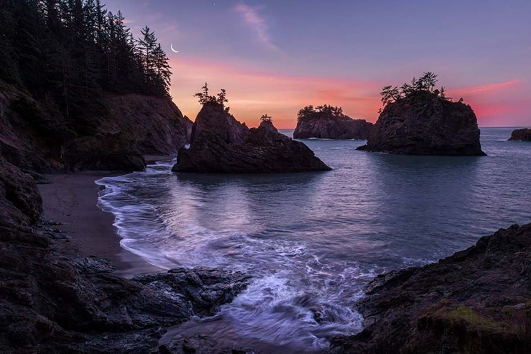 This Quiet Oregon Beach Town Feels Like a Hidden Paradise in November