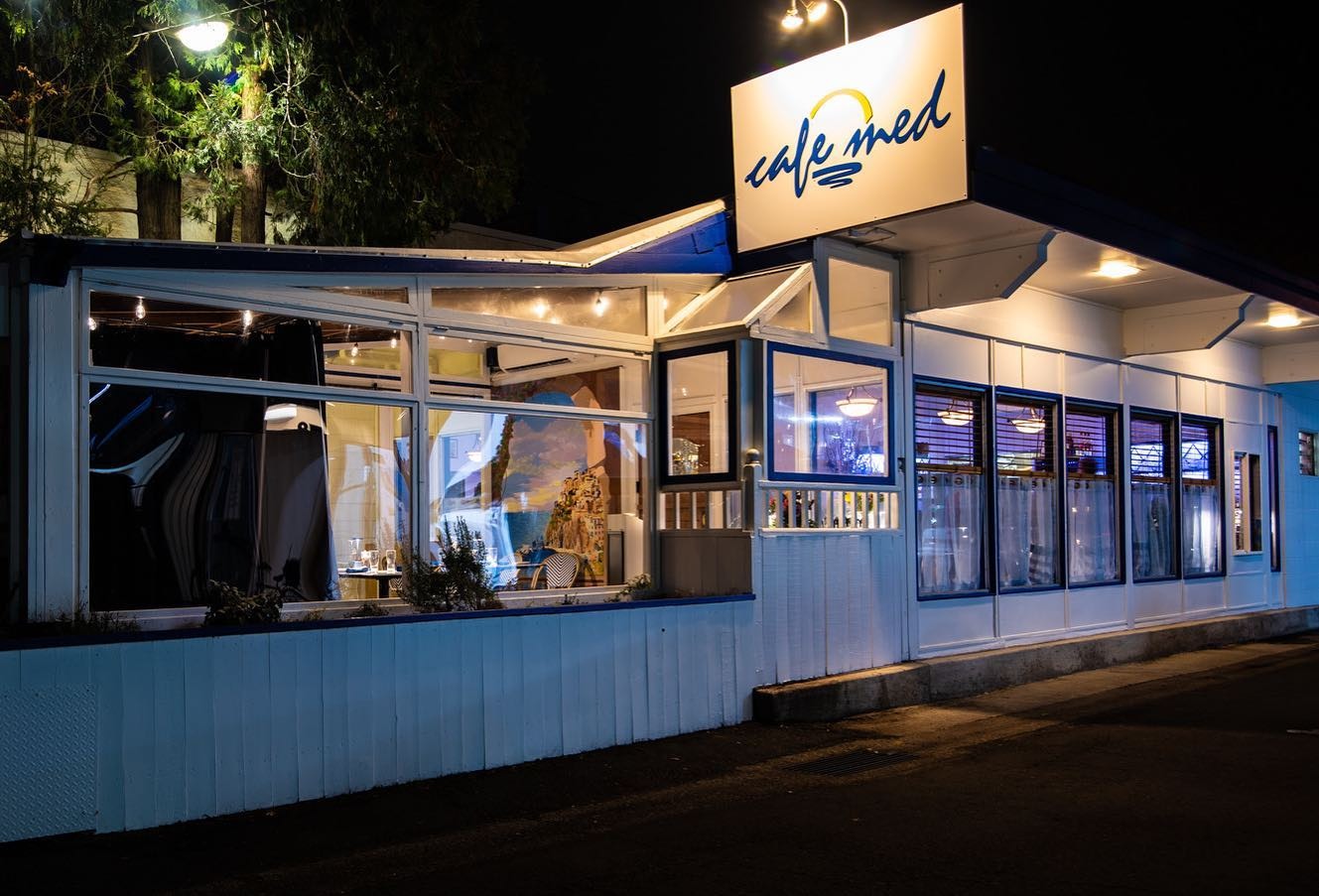 469978752_551362251144912_381671 Cafe Med in Eugene