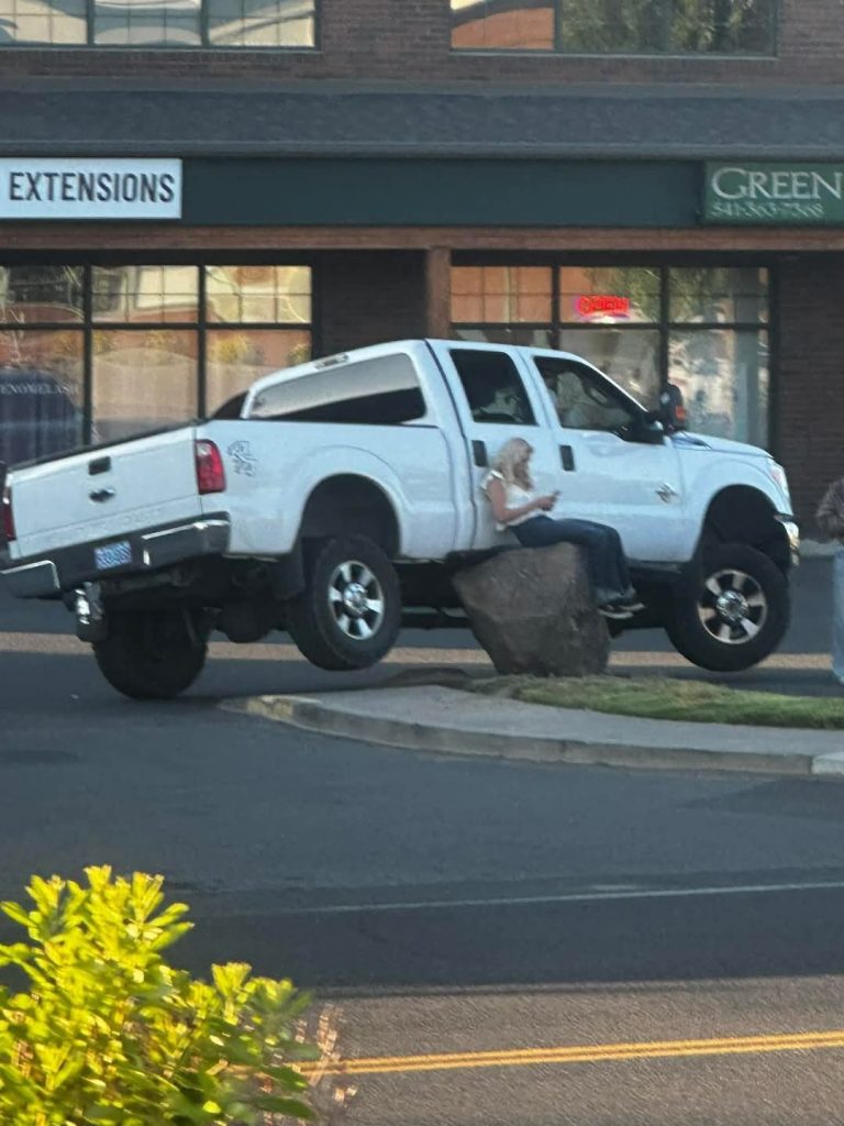 B.O.B., Bend Oregon, Big Obvious Boulder, Humor, Funny, Weird Oregon, Parking Lot Rock