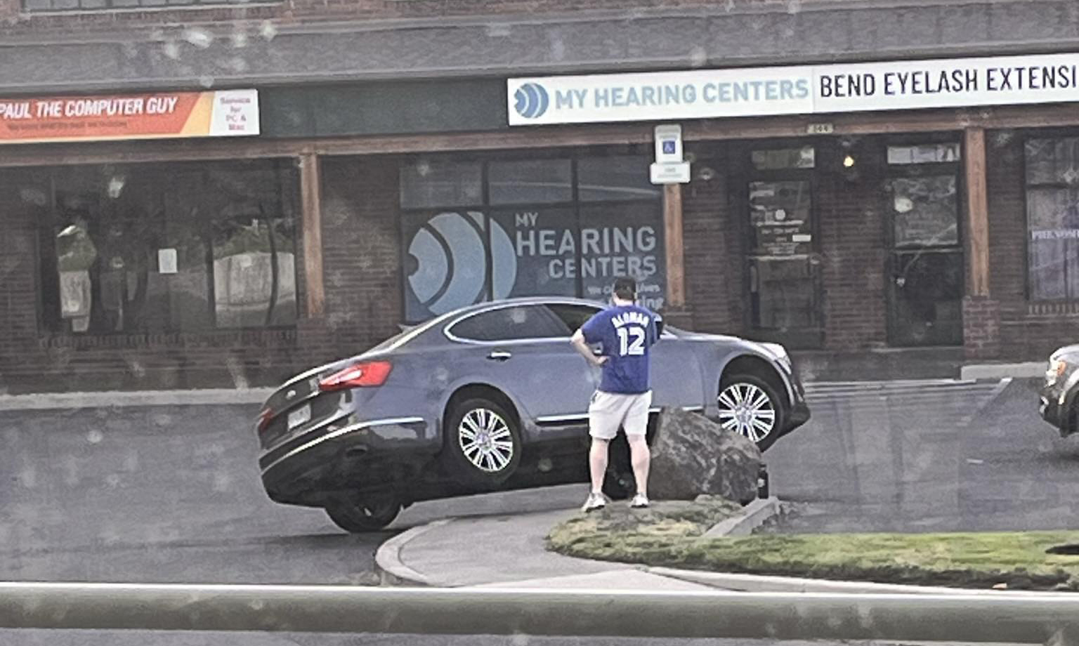 main Bob bend rock B.O.B., Bend Oregon, Big Obvious Boulder, Humor, Funny, Weird Oregon, Parking Lot Rock