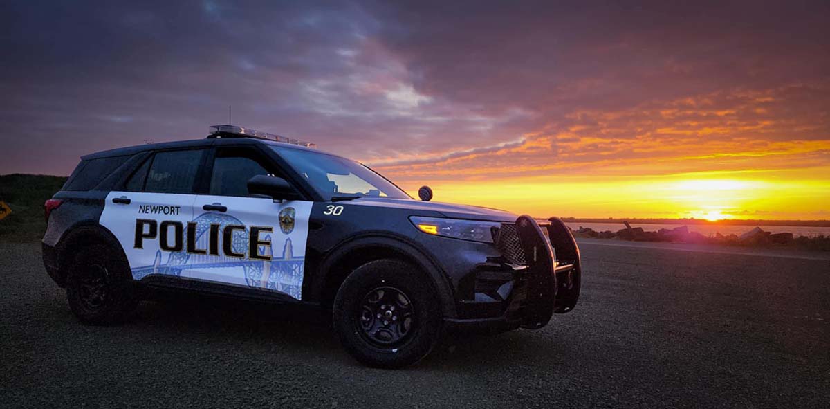 newport_stabbing Newport, Oregon police vehicle
