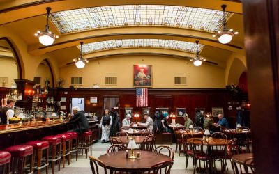 Oregon’s Oldest Restaurant Has Been Perfecting Turkey and Spanish Coffee for Over 145 Years