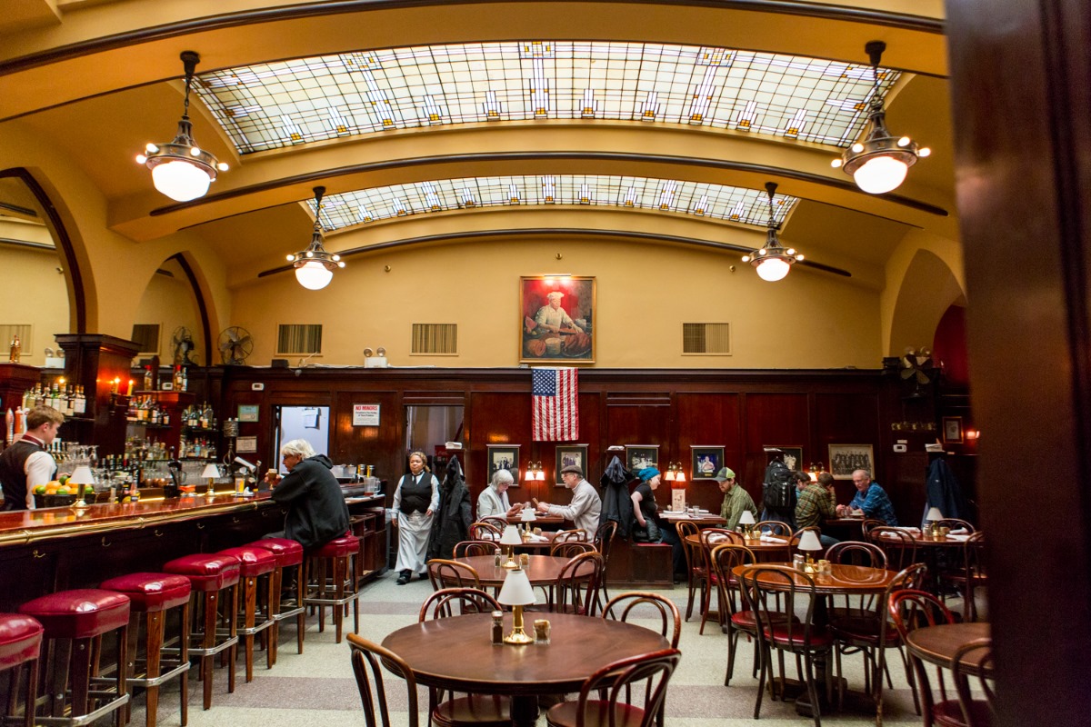 77232521_10156671948495980_5080598023680032768_n Huber's Cafe, Oldest Restaurant in Oregon, Portland History, Good eats, where to go, best dinners, spanish coffee, famous turkey, underground restaurant, speakeasy, 1879