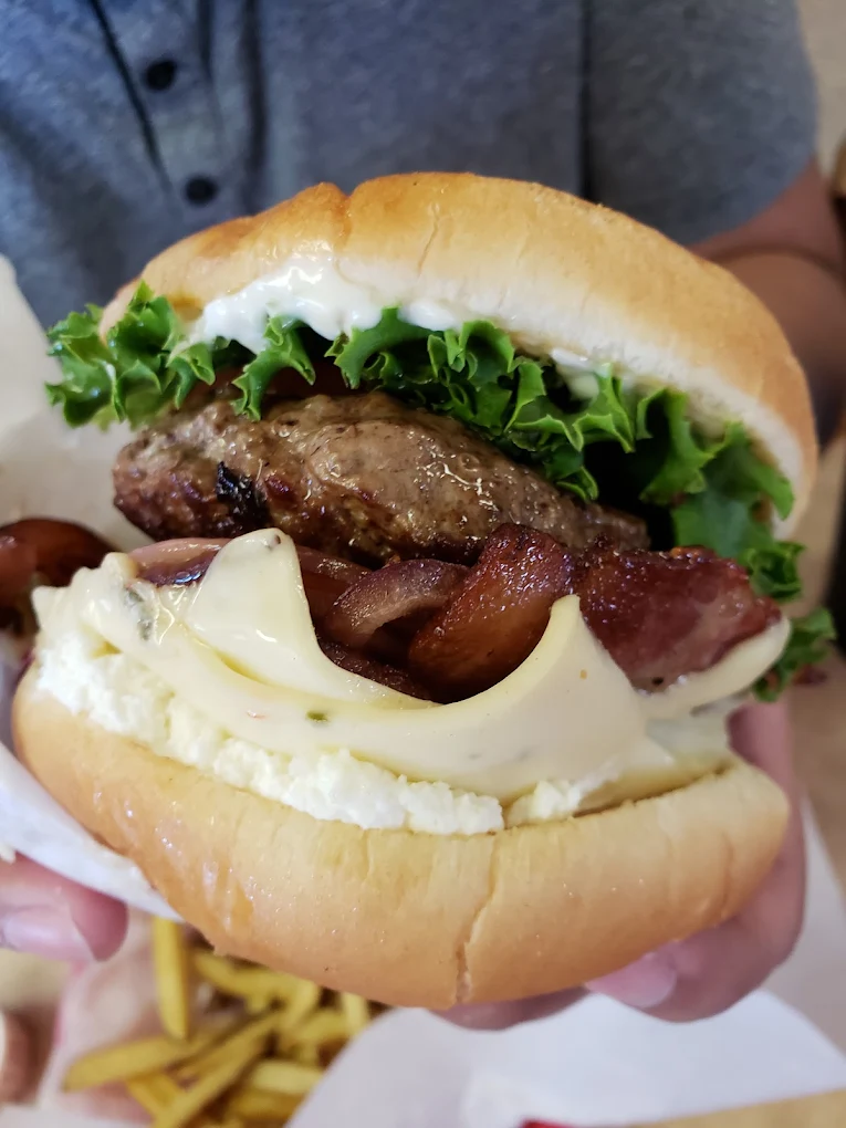 Delicious food at Giant Burger, in Springfield, Oregon.