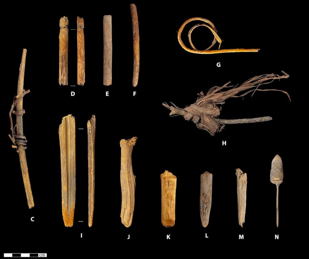 12,000-year-old woven plant fiber fragments discovered in an Oregon desert cave, possibly part of ancient clothing or footwear