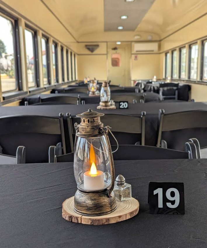 Santiam Excursions, Train rides, oregon, fun things to do, sunday brunch, lebanon oregon, holiday trains, railriders, rail bike tours, family adventures, what to do with kids