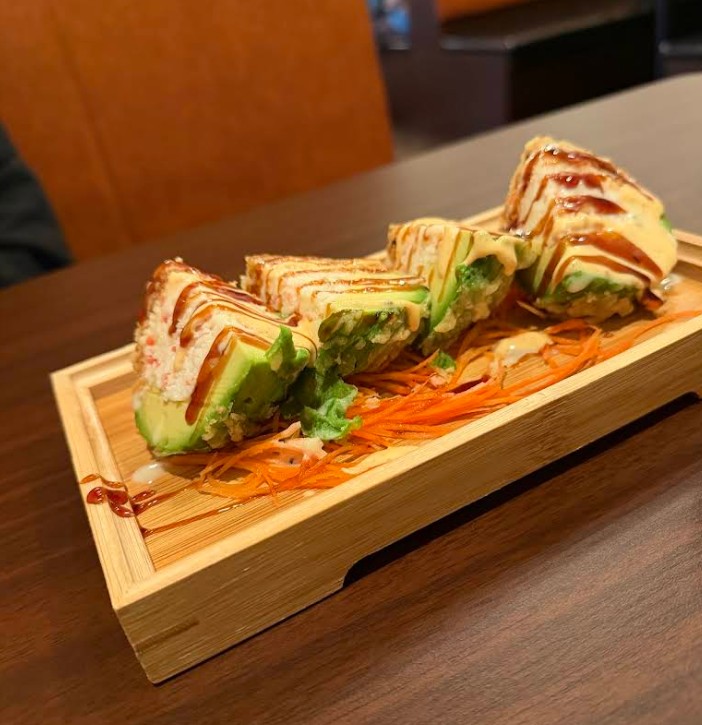 kasumi house, eugene oregon, sushi tacos, japanese comfort food, ramen, new restaurants, donburi, boba, milk tea, where to eat, avocado bomb