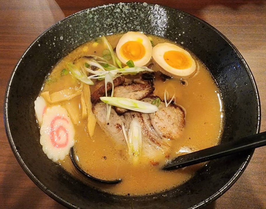 kasumi house, eugene oregon, sushi tacos, japanese comfort food, ramen, new restaurants, donburi, boba, milk tea, where to eat