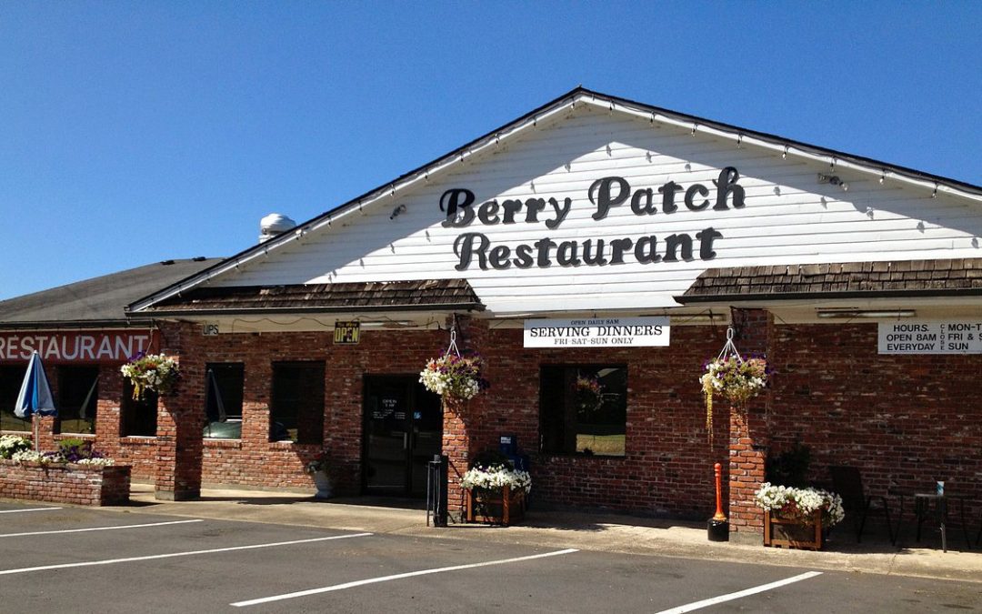 This Old School Oregon Café Might Serve The Best Marionberry Pie On The Coast