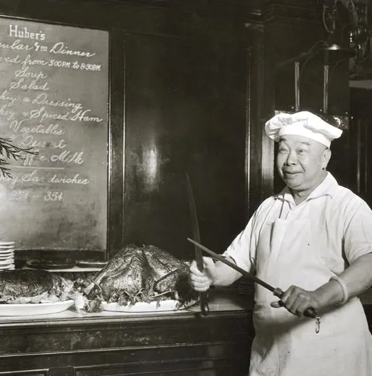 Huber's Cafe, Oldest Restaurant in Oregon, Portland History, Good eats, where to go, best dinners, spanish coffee, famous turkey, underground restaurant, speakeasy, 1879, Jim Louie