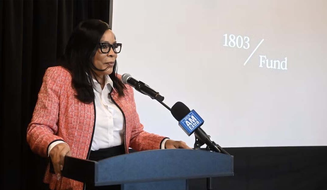 Portland Democrat Loretta Smith Proposes Letting Politicians Open Carry In Gun Free City Hall