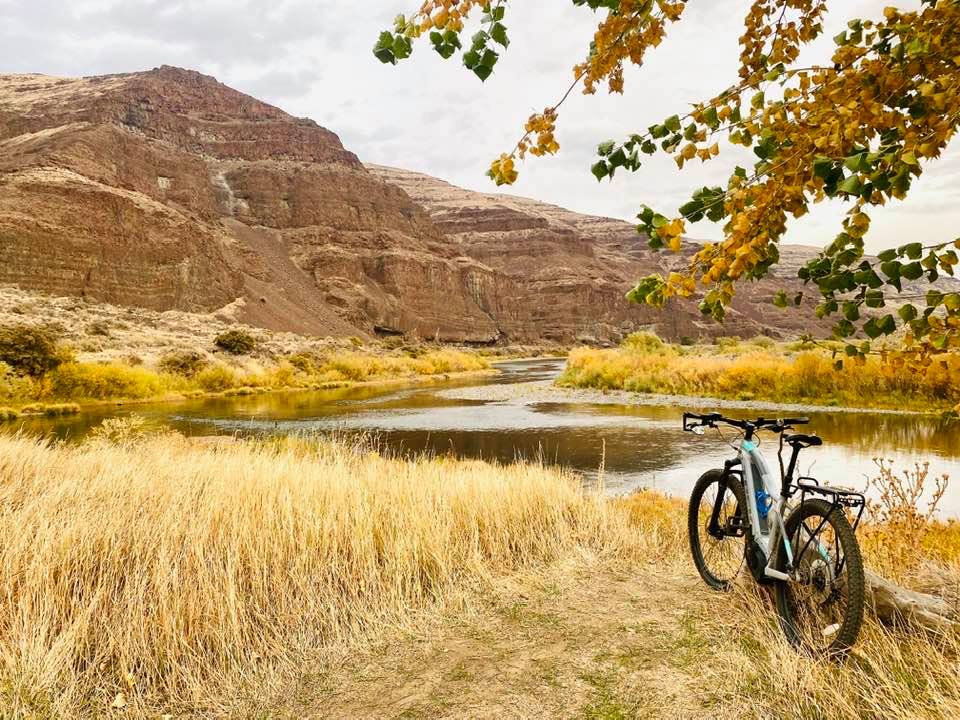 cottonwood canyon state park, central oregon, east of the cascades, wasco, john day river, places to go, adventures, things to do, dark sky sanctuary, biking, fishing, hiking, camping, wildlife, beautiful oregon, stargazing, best PNW vacations
