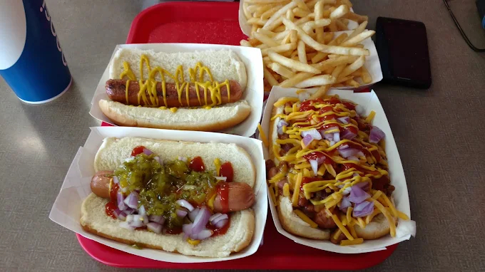 more than burgers at Burger Queen in Lakeview, Oregon