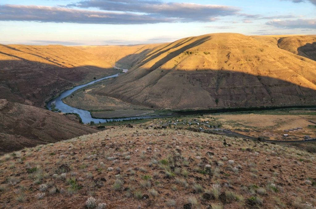 cottonwood canyon state park, central oregon, east of the cascades, wasco, john day river, places to go, adventures, things to do, dark sky sanctuary, biking, fishing, hiking, camping, wildlife, beautiful oregon, stargazing, best PNW vacations