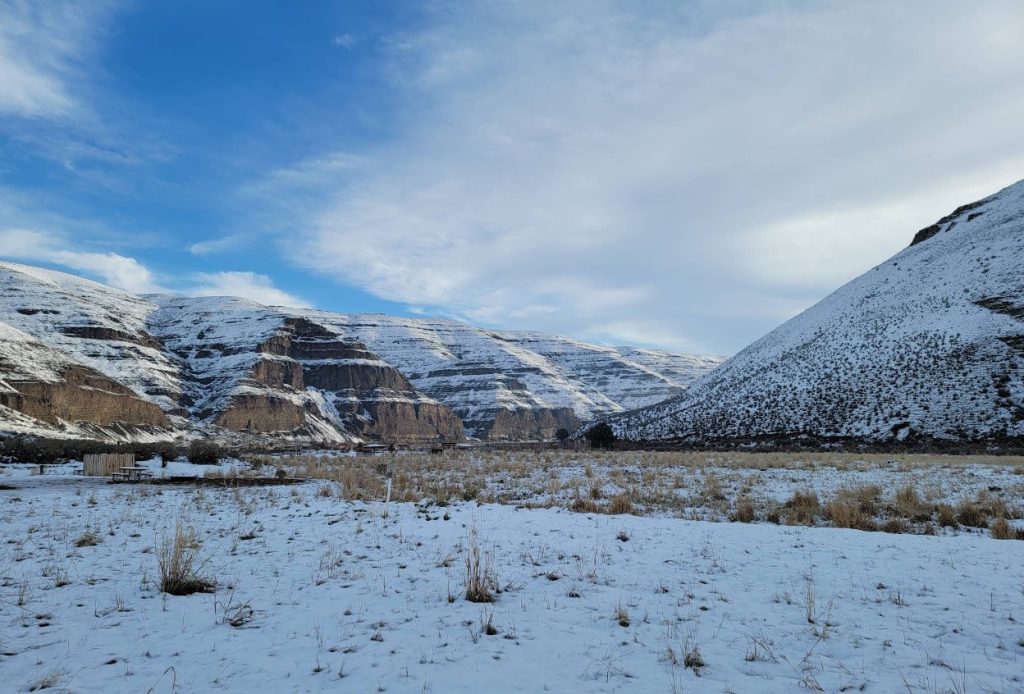 cottonwood canyon state park, central oregon, east of the cascades, wasco, john day river, places to go, adventures, things to do, dark sky sanctuary, biking, fishing, hiking, camping, wildlife, beautiful oregon, stargazing, best PNW vacations, winter