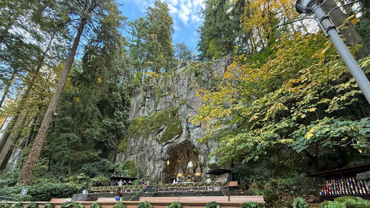 Screenshot 2026-03-19 100555–16×9 The Grotto, Portland Oregon, Hidden Gardens, Religious Sanctuary, Places To Meditate, City Views, Catholic Church, Enclusive Spaces, Christmas Lights, Basalt Cave, Wheelchair Accessible, Pet Friendly