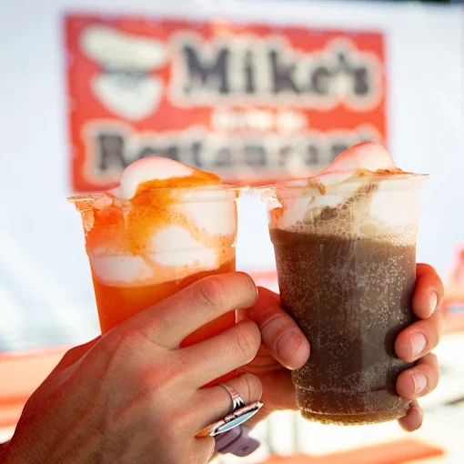 Root beer float and orange soda float at Mike’s Drive-In Oregon classic drive-in drinks