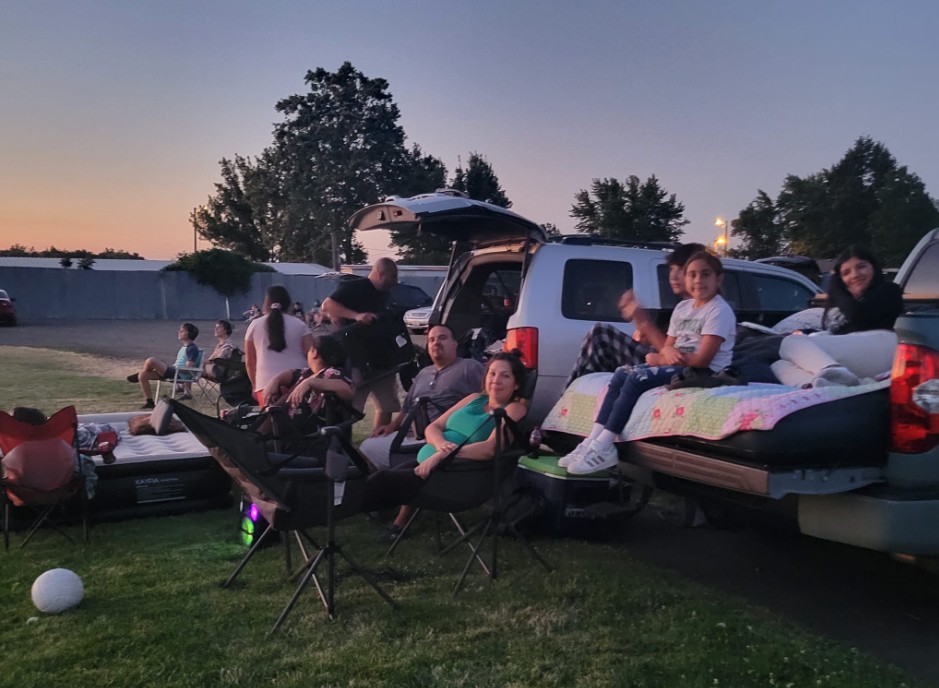 m-f drive-in, milton freewater, eastern oregon, movie theater, old school nostalgia, family fun, things to do, double feature