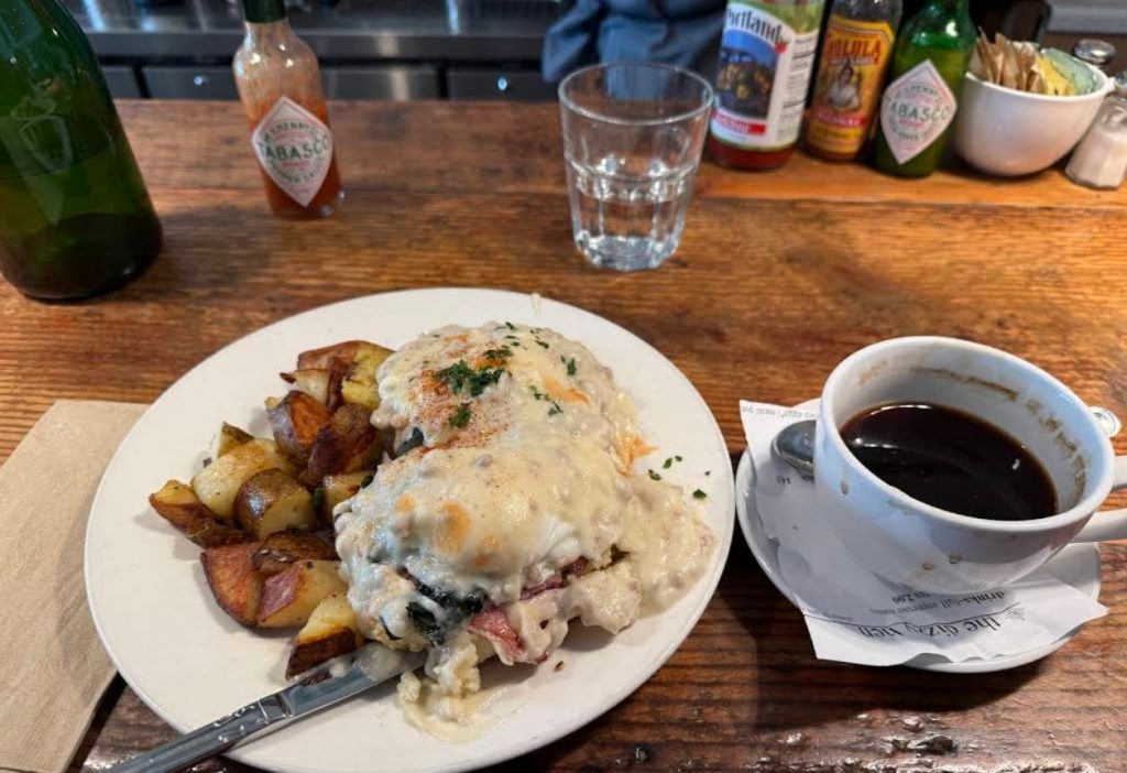 best mom and pop restaurants oregon 2026, The Dizzy Hen, Philomath