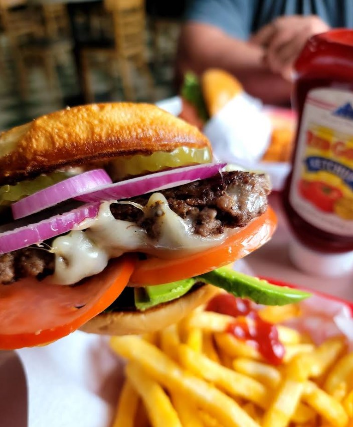 best mom and pop restaurants oegon 2026, The Get-A-Way, Mill City