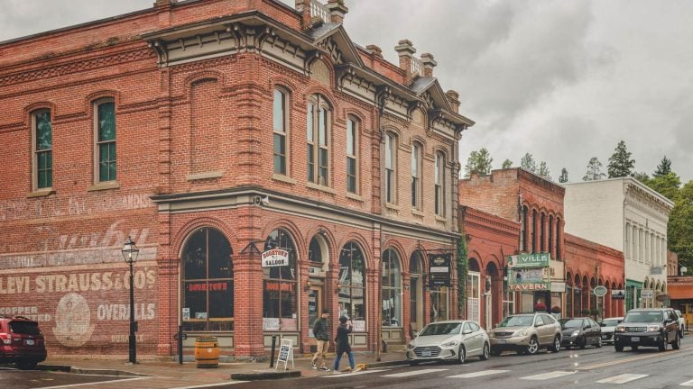 This Tiny Oregon Gold Rush Town Might Be The Most Charming Getaway In The State