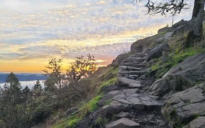 This Iconic Oregon Butte Hike Leads to a Breathtaking Summit View of the Three Sisters and Beyond