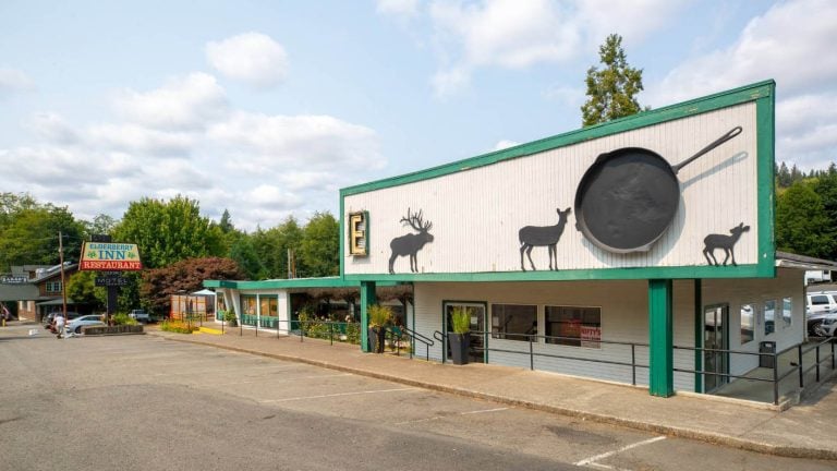 This Historic Sunset Highway Restaurant Has Been Feeding Oregon Coast Travelers Since 1939
