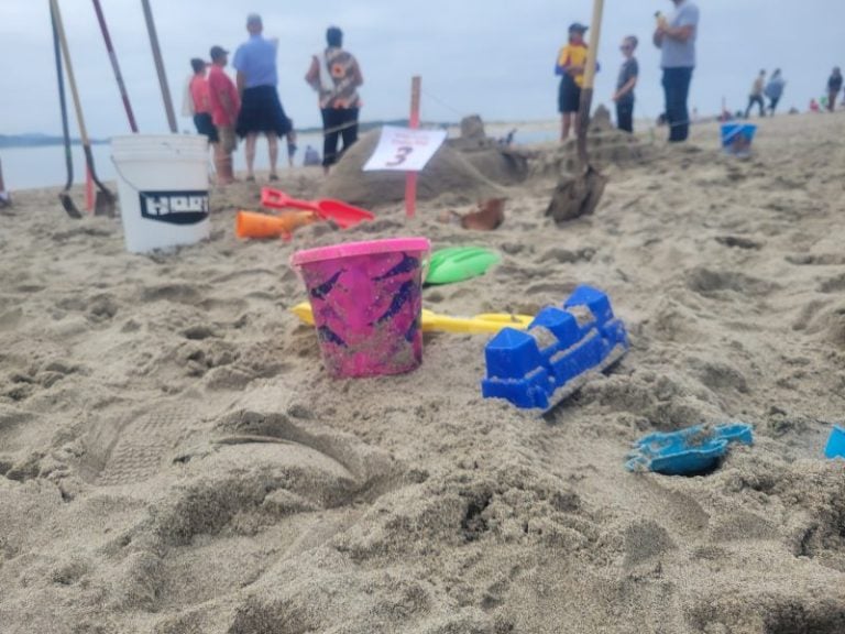 Lincoln City’s Beloved Sandcastle Contest Returns to Siletz Bay This August