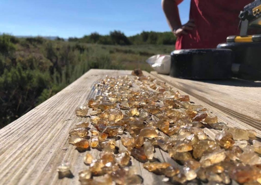 spectrum mine, sunstones, southern oregon high desert, plush OR, gemstones, free dig, fee site, BLM, public collecting site, oregon outback, the hogback, road trips, adventures, family fun, things to do, places to go