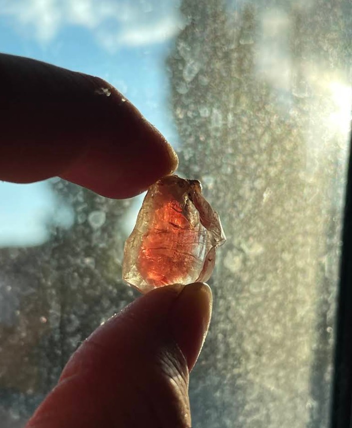 spectrum mine, sunstones, southern oregon high desert, plush OR, gemstones, free dig, fee site, BLM, public collecting site, oregon outback, the hogback, road trips, adventures, family fun, things to do, places to go