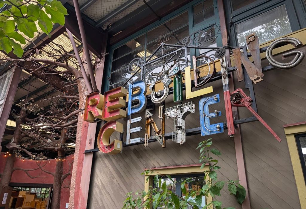 the rebuilding center, portland oregon, n mississippi ave, salvage supplies, recycled building materials, old houses, non profit, big-box alternative, DIY classes