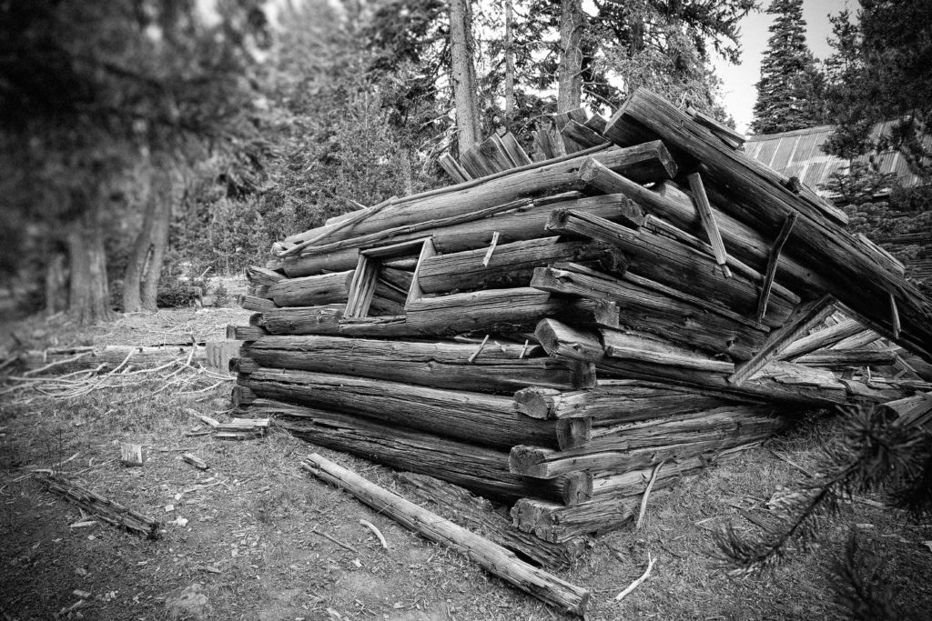 unsolved mysteries, oregon, myths and legends, history, lost treasure, gold, mining days, coos bay, horsethief meadows, blue bucket mine, meek cutoff, lost wagon train, stagecoach robbery, southern oregon, The Goonies, neahkahnie mountain, shipwreck, beeswax, interesting