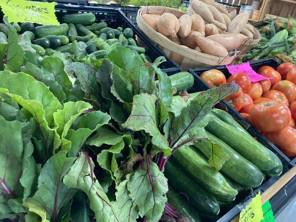 Kauffman's Market, La Grande, Eastern Oregon, Family Owned, Support Local, Fresh Ingredients, Farm to Table, Union County, Raw Milk, Farm Eggs, Local Honey, Homemade Pie, Sandwiches, Deli, Soups, Produce, Holiday Gifts, Road Trips