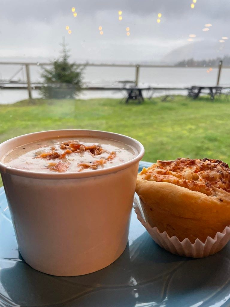 Neahkahnie Smoke House, Wheeler, Oregon Coast, Northern, Tillamook County, Best Smoked Salmon, Jerky, Baked Goods, Fresh Seafood, Wild Caught, Salmon Collars, Great Clam Chowder, Cheeses, Pie, Restaurants, Where to Eat, Places To Go, Road Trips, Top Rated, Family Owned, Support Local