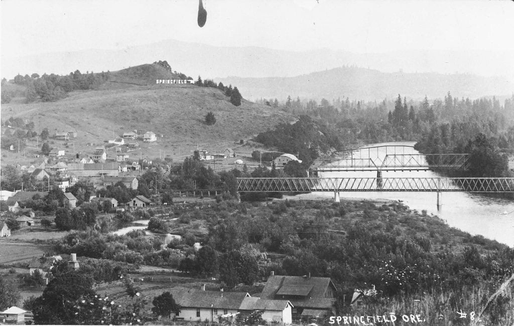 Springfield Oregon, Giant SPRINGFIELD sign, Forgotten History, Lost To Time, Location, Where Was It, Giant Finger Pointing, Railroad, Early 20th Century, 1910s, The Simpsons, Matt Groening, Rare Photos, Deep Dive, Lane County, Pacific Northwest, PNW, Willamette Heights