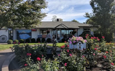 This Oregon Country Bakery Opens Just Two Days a Week, and Its Cinnamon Rolls Are Absolutely Irresistible