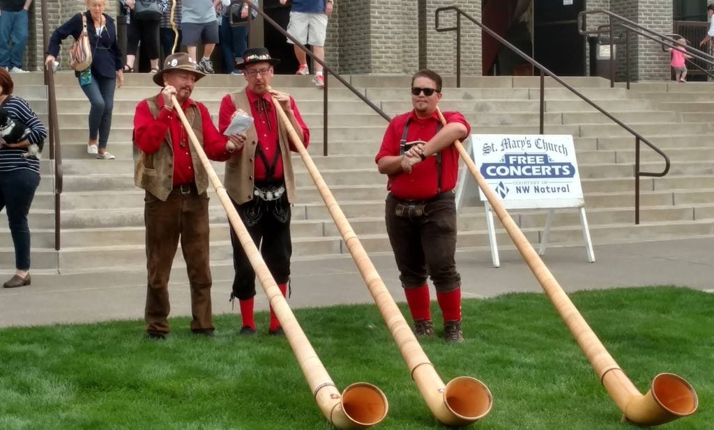 Mount Angel, Oregon, Willamette Valley, Small Towns, Bavarian Village, Mt. Angel Oktoberfest, Benedictine Abbey, Marion County, German Food, Lots of Beer, Historic Towns, Things To Do, Places to Go, Glockenspiel, Festivals, Silverton