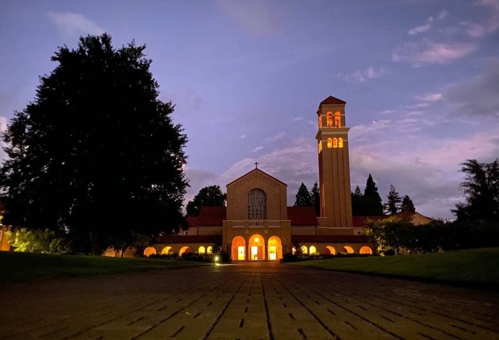 Mount Angel, Oregon, Willamette Valley, Small Towns, Bavarian Village, Mt. Angel Oktoberfest, Benedictine Abbey, Marion County, German Food, Lots of Beer, Historic Towns, Things To Do, Places to Go, Glockenspiel, Festivals, Silverton