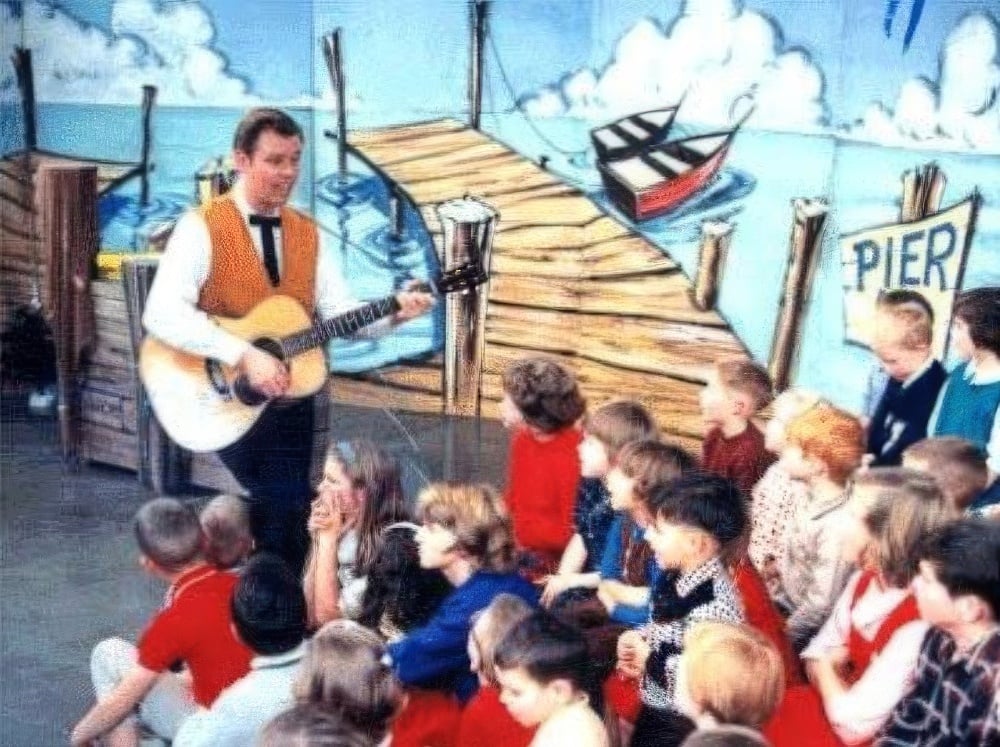 Ramblin' Rod Anders, Oregon Icon, Kids TV, Portland OR, KPTV Fox12, Childhood Memories, Nostalgia, History, Growing up in Oregon, Morning Television, Cartoons, Button Covered Sweater, Retrospective, Xennials, Generation X