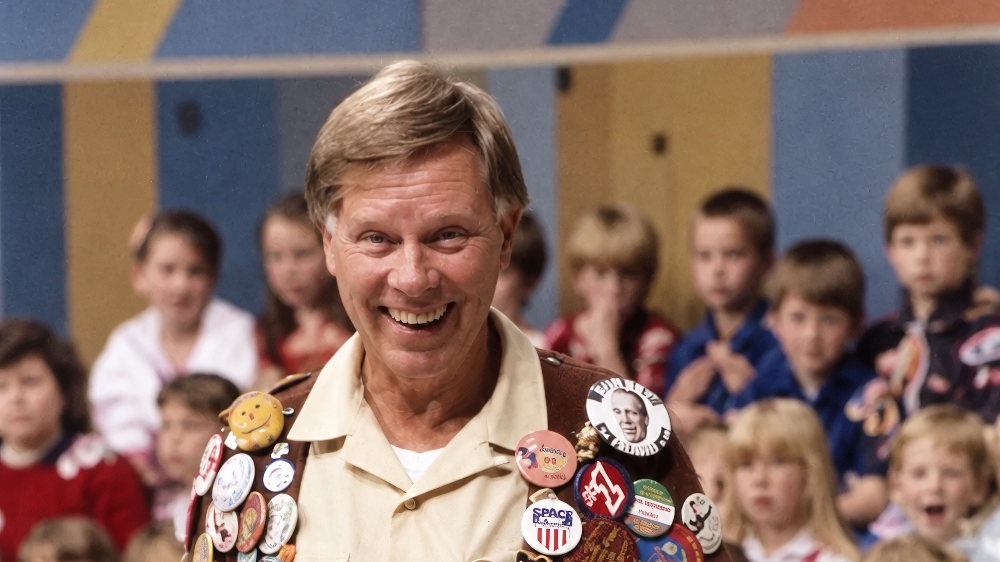 cover Ramblin' Rod Anders, Oregon Icon, Kids TV, Portland OR, KPTV Fox12, Childhood Memories, Nostalgia, History, Growing up in Oregon, Morning Television, Cartoons, Button Covered Sweater, Retrospective, Xennials, Generation X
